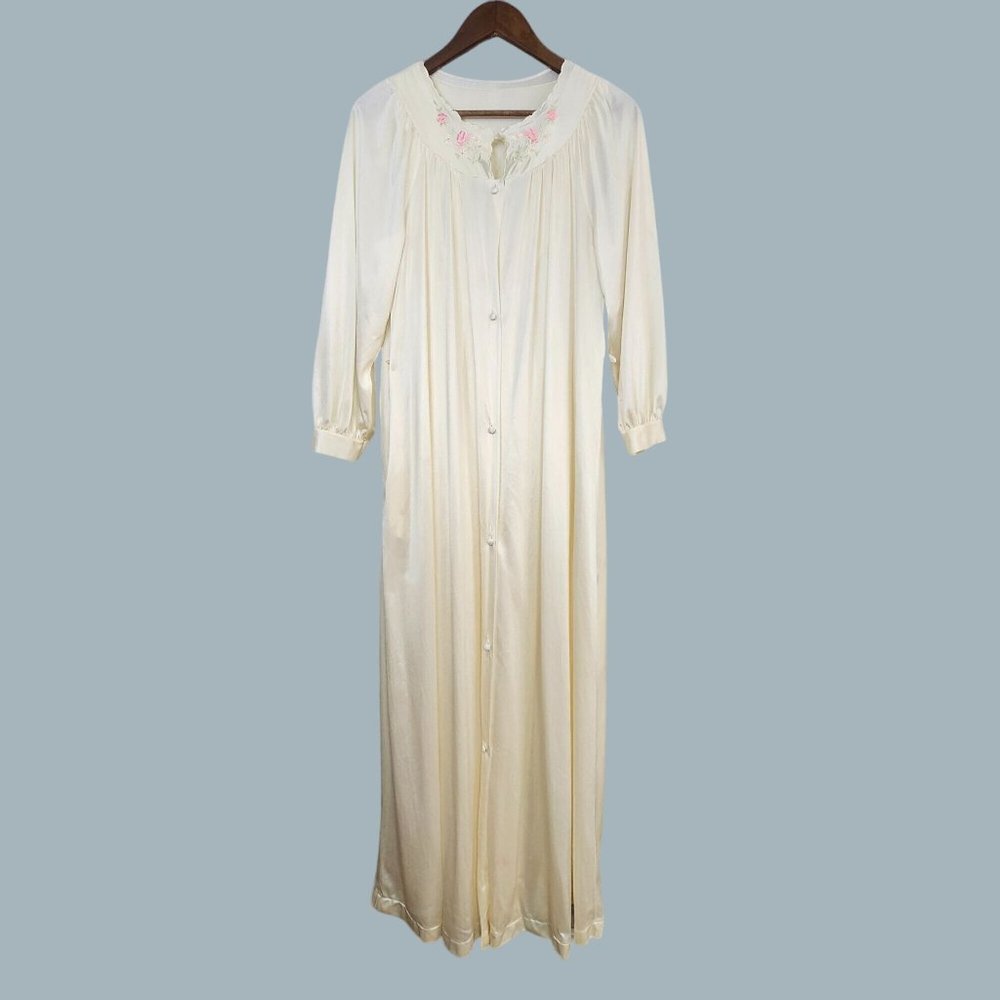 Vintage Lorraine Nylon Embroidered Robe Nightgown Women's Small Peignoir Ivory‎